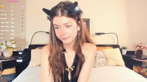 Monika 3 online show from May 5, 11:49 am