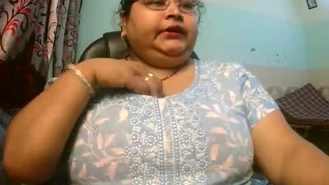 soni88888 online show from March 5, 3:54 pm