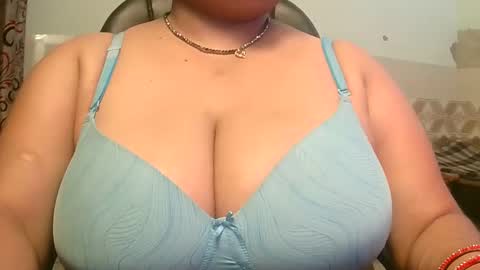 soni88888 online show from February 25, 2:58 pm