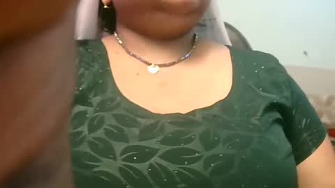 soni88888 online show from March 12, 5:35 am