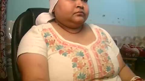 soni88888 online show from March 18, 11:38 am