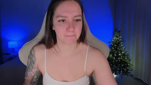 sonia_moon_ online show from January 4, 1:10 am
