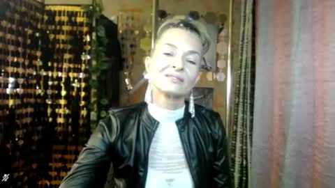 Sonia online show from July 28, 4:39 pm