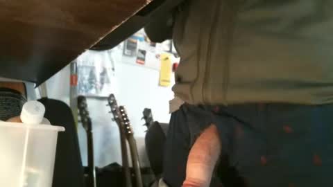 BruceWilly online show from November 18, 10:40 am