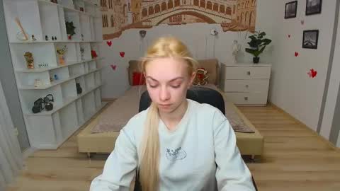 Sonya online show from April 14, 6:05 am