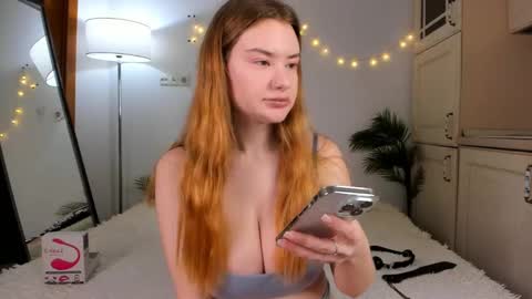 Snapshot of sonya_baby chatting on February 9, 12:19 pm SONIA online show from February 9, 12:19 pm