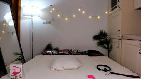 Snapshot of sonya_baby chatting on January 27, 2:02 pm SONIA online show from January 27, 2:02 pm