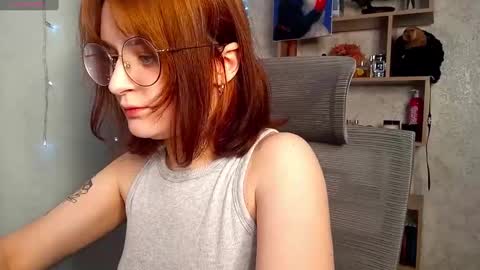 Snapshot of sonya_mikki chatting on February 27, 11:15 pm Sonya online show from February 27, 11:15 pm