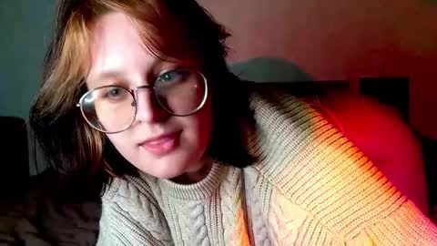 Snapshot of sonya_mikki chatting on September 9, 4:07 pm Sonya online show from September 9, 4:07 pm