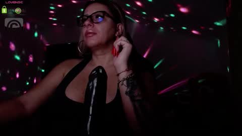 Sonia online show from October 14, 3:09 am