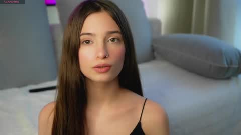 Eva 3 online show from February 12, 1:27 pm