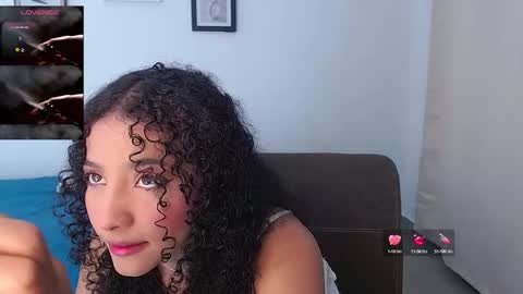 Snapshot of sophi_baby chatting on September 11, 3:08 am Sophi baby online show from September 11, 3:08 am