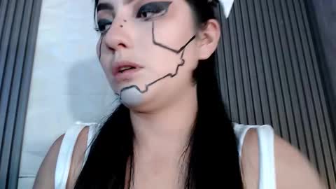 sophia hottie online show from October 9, 4:01 pm