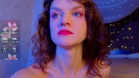 Sophia online show from October 13, 2:24 am