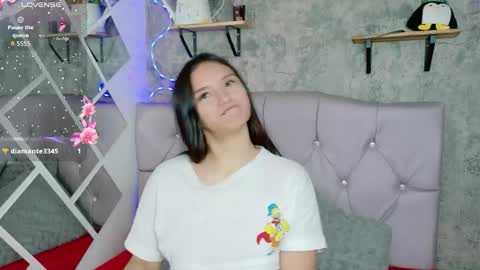 Sophie online show from April 15, 7:06 pm