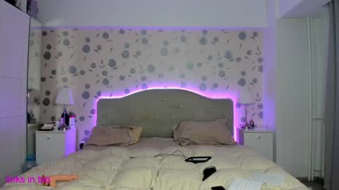 Bella Drake online show from July 5, 8:27 pm