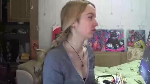 Snapshot of sophiasonata chatting on December 8, 1:58 pm SophiaSonata online show from December 8, 1:58 pm