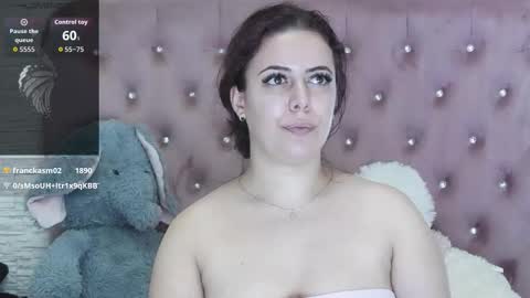 Snapshot of sophiastarr10 chatting on September 11, 10:55 pm sophiastarr10 online show from September 11, 10:55 pm