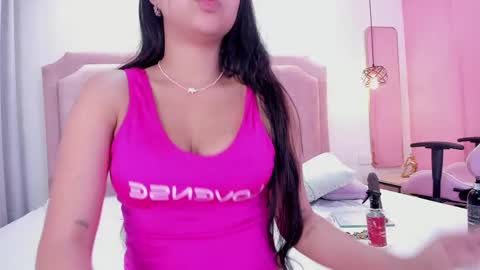 SOPHIA online show from February 19, 4:44 pm