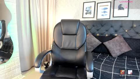 sophie__blare online show from February 9, 7:16 pm
