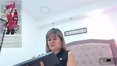 Sophie online show from October 2, 11:25 pm