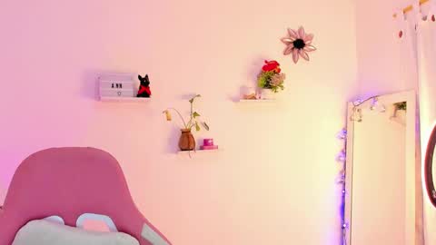 sophie doll online show from January 12, 10:54 pm