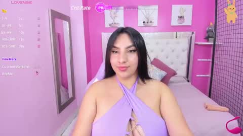 S O P H I E  online show from March 7, 2:56 pm