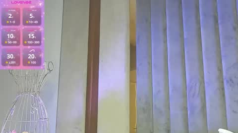 sophie_maeve online show from September 23, 4:06 am