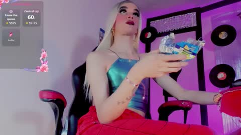 sophie_miaa online show from October 24, 11:44 am