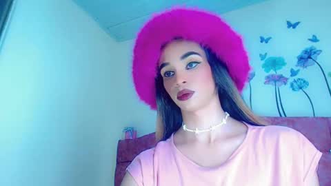 sophie_miaa online show from February 22, 1:44 am