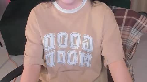 Snapshot of sophie_nomenal_ chatting on September 15, 9:05 pm sophie_nomenal_ online show from September 15, 9:05 pm