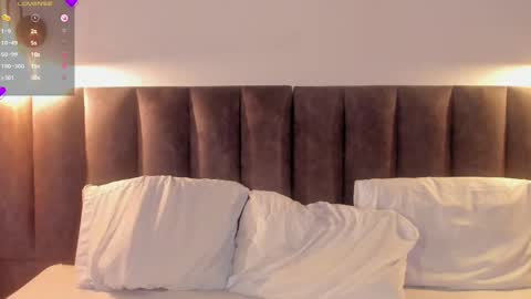 sophie_smith19 online show from November 12, 2:30 pm