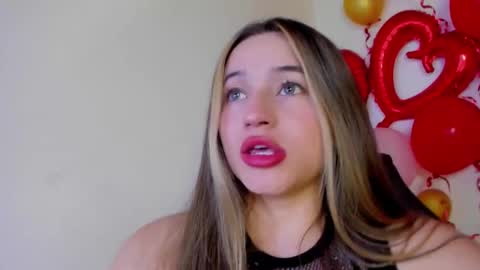 sophie_spencer1 online show from February 20, 3:06 am