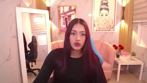 Sophie Thomson online show from October 18, 8:24 pm