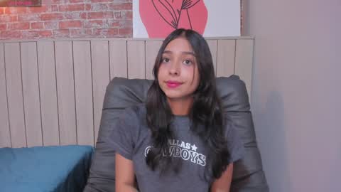 Sophie online show from January 6, 3:40 pm