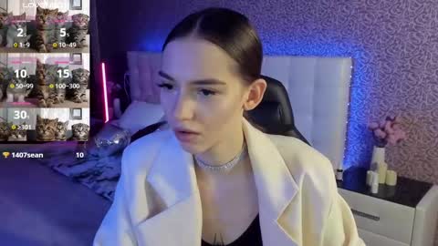 Sophie online show from February 25, 9:42 am