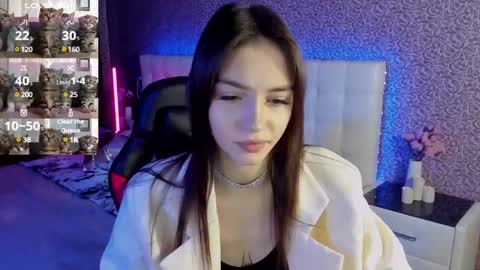 Sophie online show from February 26, 8:50 am