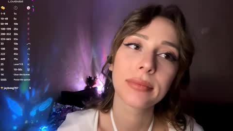 Mira online show from November 28, 7:10 pm