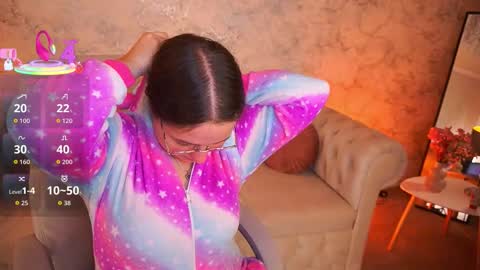 sophieedreams online show from September 20, 8:45 pm