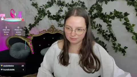 sophieedreams online show from September 24, 5:09 pm