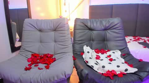Snapshot of sophieharris__ chatting on February 14, 11:09 pm sophieharris__ online show from February 14, 11:09 pm