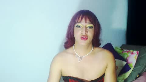sophiehillsxo online show from February 2, 6:47 am