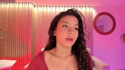 Snapshot of sophiehouston_ chatting on September 20, 2:14 am Sophie Houston online show from September 20, 2:14 am