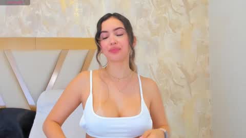 Sophie online show from March 3, 2:49 pm