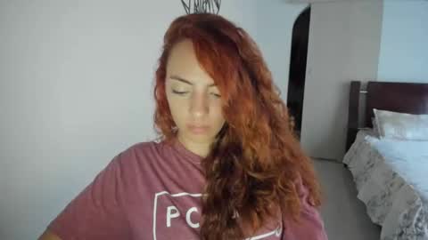 Snapshot of sophielatina chatting on September 17, 10:46 pm Sophia online show from September 17, 10:46 pm