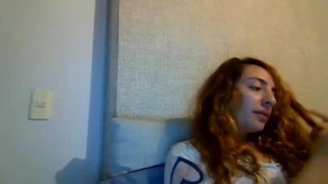 Snapshot of sophielatina chatting on March 7, 5:51 am Sophia online show from March 7, 5:51 am