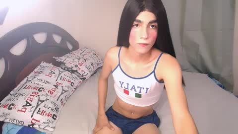 sophie online show from March 29, 9:38 pm