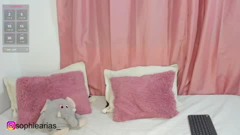Snapshot of sophienovoa1 chatting on September 19, 10:57 pm Sophie online show from September 19, 10:57 pm