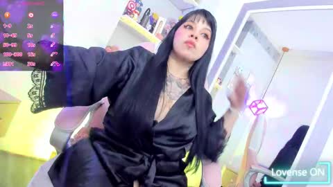 SOPHIE online show from November 21, 2:31 am