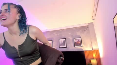 Snapshot of sophiiaamiller chatting on January 28, 10:02 am Sophia online show from January 28, 10:02 am